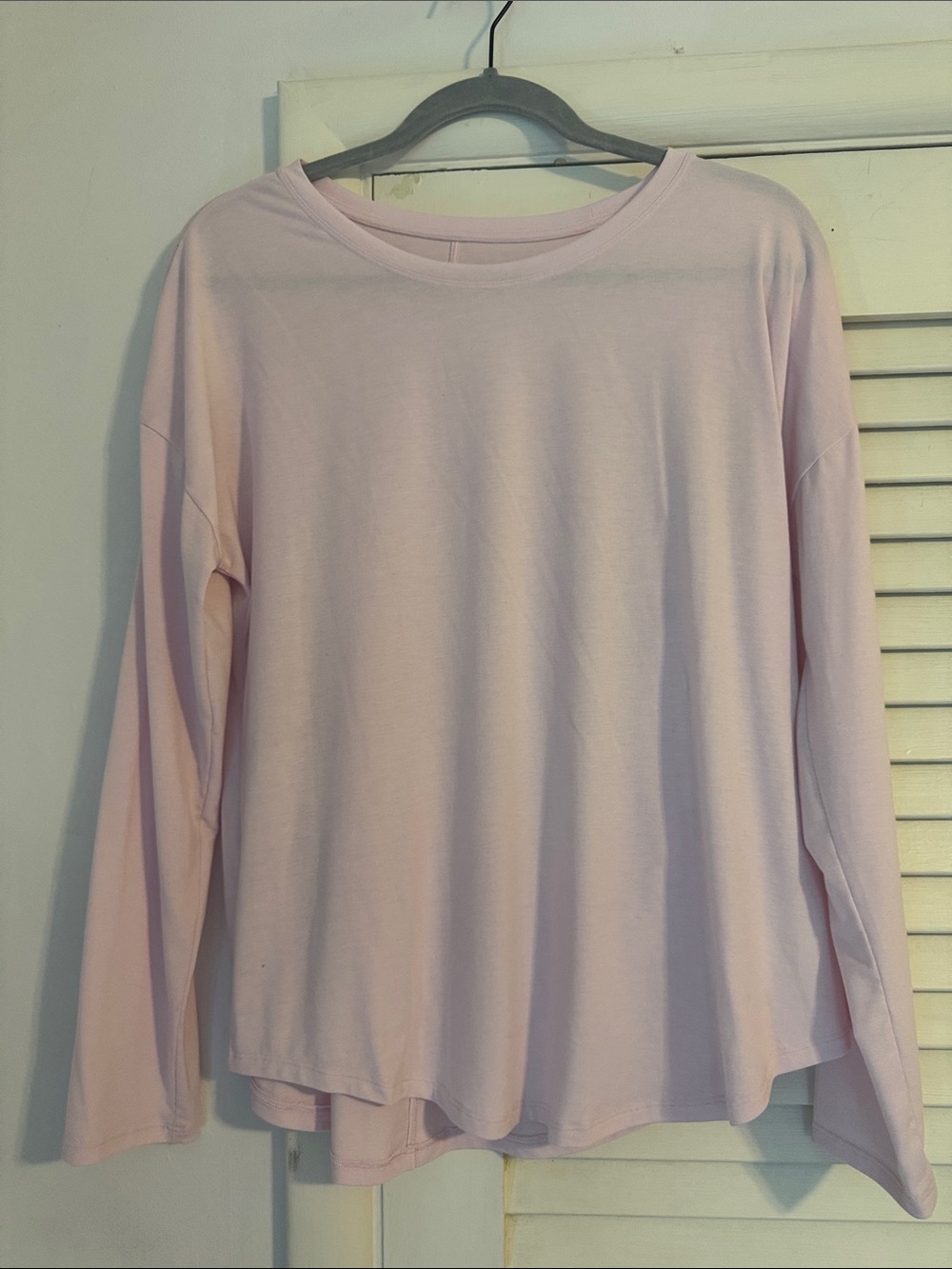 Athleta Pale Pink Long Sleeve Move With Ease Top